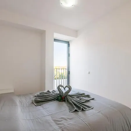 Raul Apartment *